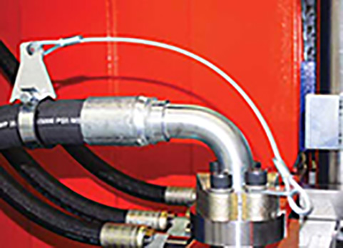 橡胶软管代替铸铁管来输送腐蚀材料或腐蚀性化学品